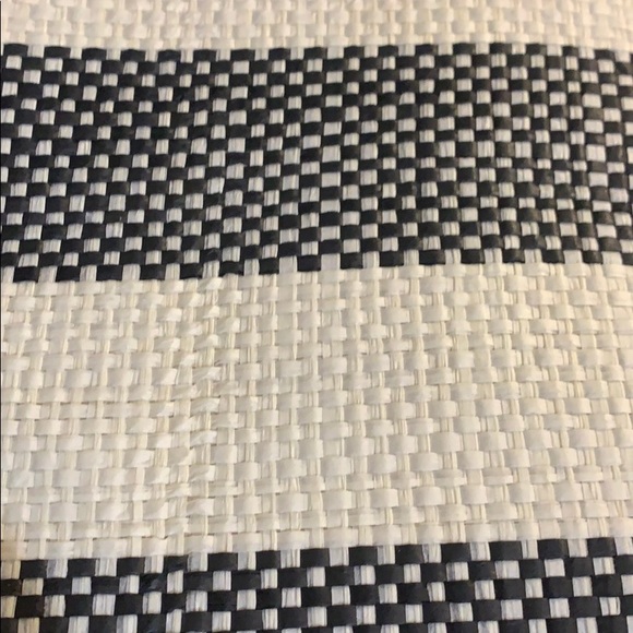 Woven Tote - Picture 5 of 9